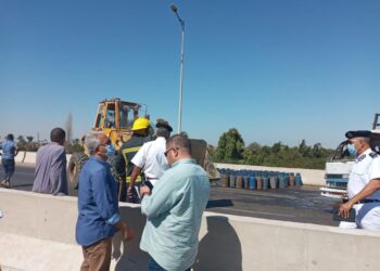  انقلاب سيارة أنابيب بوتاجاز أعلى كوبرى عدلي منصور ببنى سويف  31 - جريدة المساء