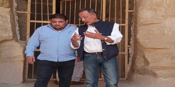 المشرف على آثار النوبة يتفقد منطقتى عمدا والسبوع الأثريتين 1 - جريدة المساء