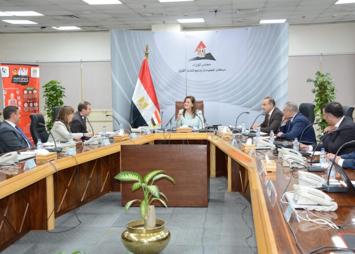 د.السعيد خلال لقائها نائب رئيس البنك الأوروبي: التحول للاقتصاد الأخضر أولوية قصوى 19 - جريدة المساء