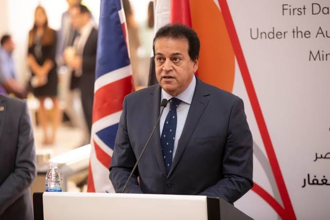 وزير التعليم العالي يهنئ الفائزين بجوائز التميز الحكومي بالمجتمع الأكاديمى 19 - جريدة المساء