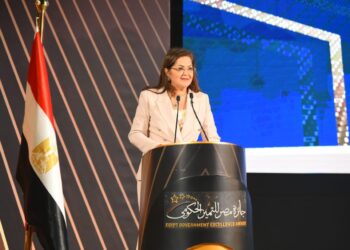 د. السعيد خلال حفل التميز الحكومى : الجائزة أسهمت في تحسين أداء الجهاز الإدارى للدولة 23 - جريدة المساء