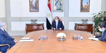 السيسي: استكمال تطعيم الطلاب الجامعيين والعاملين بقطاع التعليم ضد كورونا 1 - جريدة المساء الرئيس السيسي خلال الاجتماع