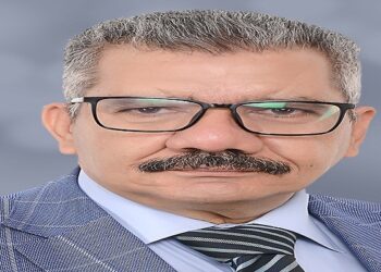 خمسة نقاد وشاعر يلتقون حول شعرية محمد الشحات فى ميزان النقد الخميس 26 - جريدة المساء