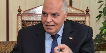 خلف الزناتى نقيب المعلمين