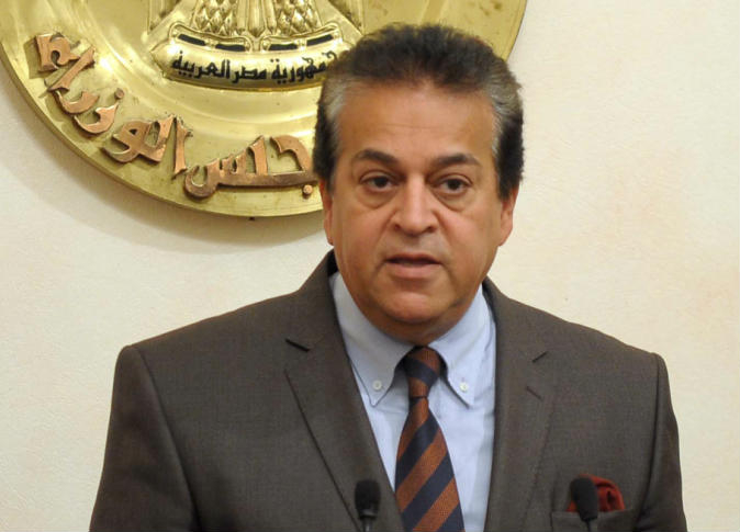 وزير التعليم العالي والقائم بعمل وزير الصحة: مصر نجحت في توفير كافة أنواع اللقاحات المضادة لفيروس كورونا في العالم 16 - جريدة المساء