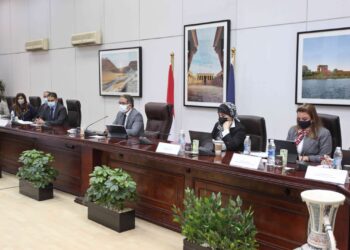 العنانى يناقش مع قيادات السياحة فعاليات الترويج خلال الفترة المقبلة 21 - جريدة المساء