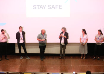 تفاعل وتصفيق بعد عرض فيلم التحريك الفلسطيني ليل 17 - جريدة المساء