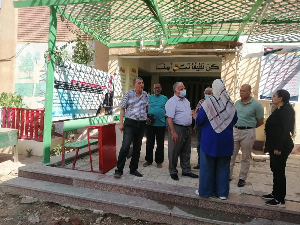 جولات مكوكية للمحافظ .. لمواجهة أى مشكلة طارئة داخل مدارس كفر الشيخ 19 - جريدة المساء
