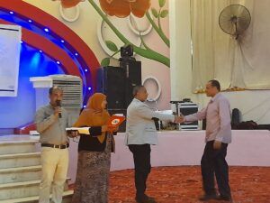 فقرات مسرحية للتوعية بالاستخدام الآمن للإنترنت فى الاحتفال باليوم العالمى للفتاة .. بقوص 71 - جريدة المساء