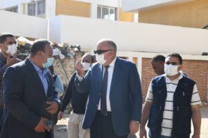 محافظ قنا يوجه بسرعة إزالة القمامة من شوارع "دشنا" .. صور 17 - جريدة المساء