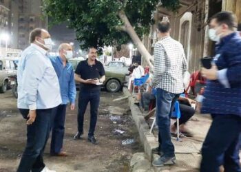 غلق 5 مقاهي و15 محلا تجاريا وتحرير459 غرامة لعدم ارتداء الكمامة بسوهاج 17 - جريدة المساء