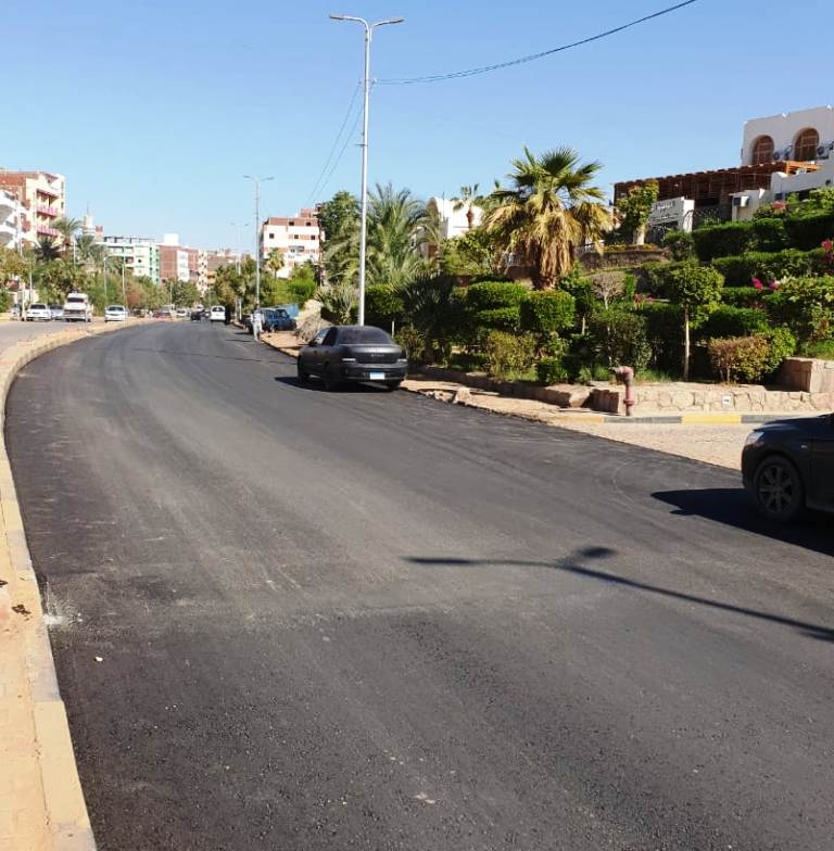 محافظ أسوان يتابع أعمال تطوير وتجميل ورصف الشوارع الرئيسية والداخلية 18 - جريدة المساء محافظ أسوان يتابع أعمال تطوير وتجميل ورصف الشوارع الرئيسية والداخلية 17 - جريدة المساء