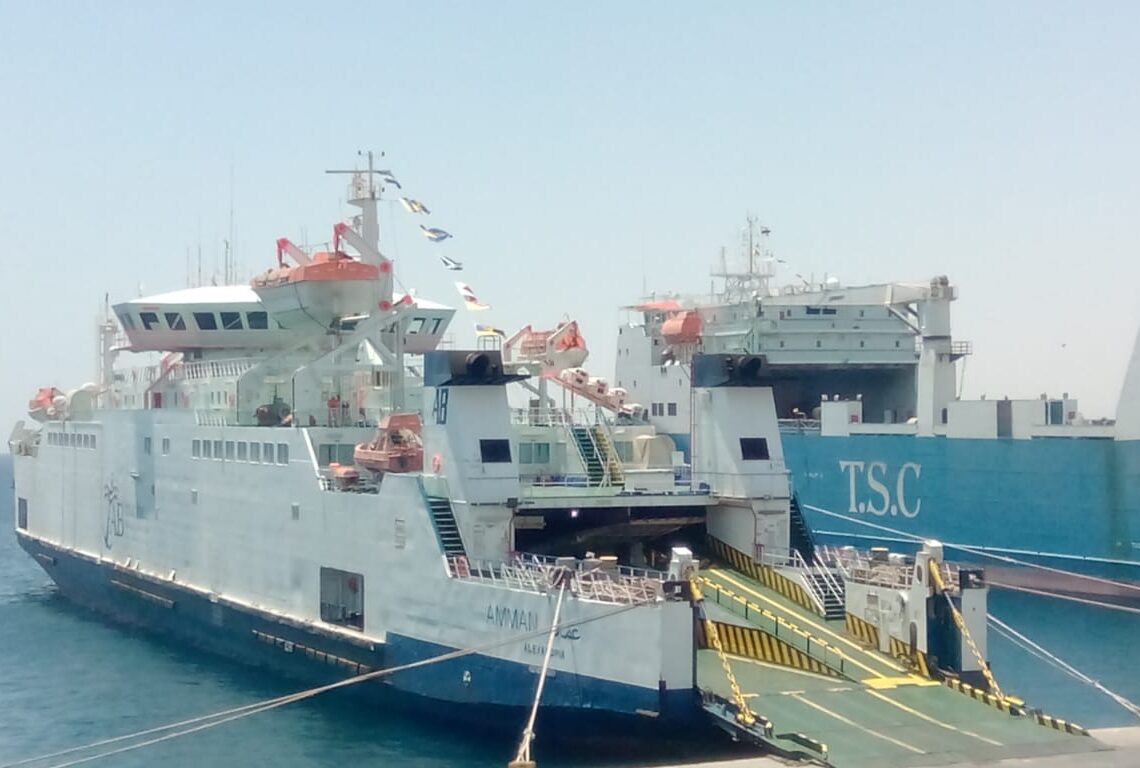 وصول 31008.944 طن فحم قادمة من اسبانيا لميناء سفاجا البحرى 19 - جريدة المساء وصول 31008.944 طن فحم قادمة من اسبانيا لميناء سفاجا البحرى 18 - جريدة المساء