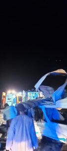 بالصور .. مصرع 6 أشخاص واصابة 13 اخرين في حادث تصادم بطريق أبوسمبل 25 - جريدة المساء