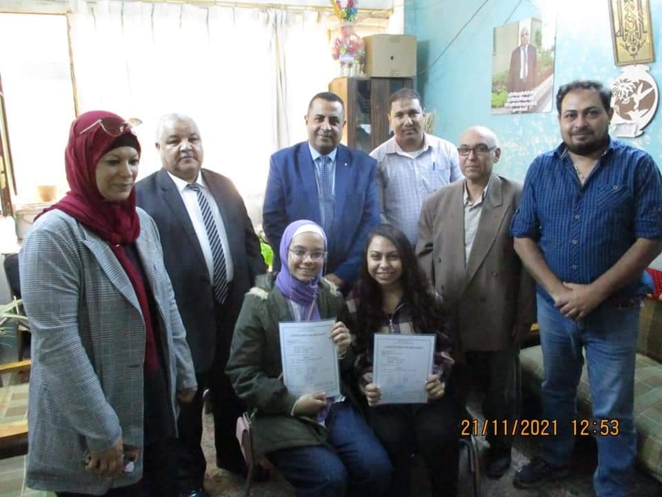 تعليم المنيا يكرم طالبتين حاصلتين علي دبلوم الدلف الفرنسي الدولي 20 - جريدة المساء تعليم المنيا يكرم طالبتين حاصلتين علي دبلوم الدلف الفرنسي الدولي 19 - جريدة المساء