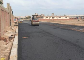 قرب الانتهاء من أعمال رصف ورفع كفاءة الطرق بالمنطقة الصناعية جنوب بورسعيد 17 - جريدة المساء