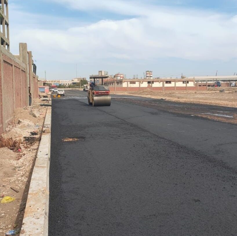 قرب الانتهاء من أعمال رصف ورفع كفاءة الطرق بالمنطقة الصناعية جنوب بورسعيد 19 - جريدة المساء