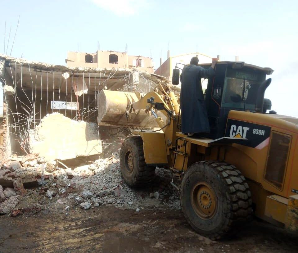 محافظ سوهاج يتابع ملف إزالة التعديات على النيل والمجاري المائية وأملاك الري . 15 - جريدة المساء