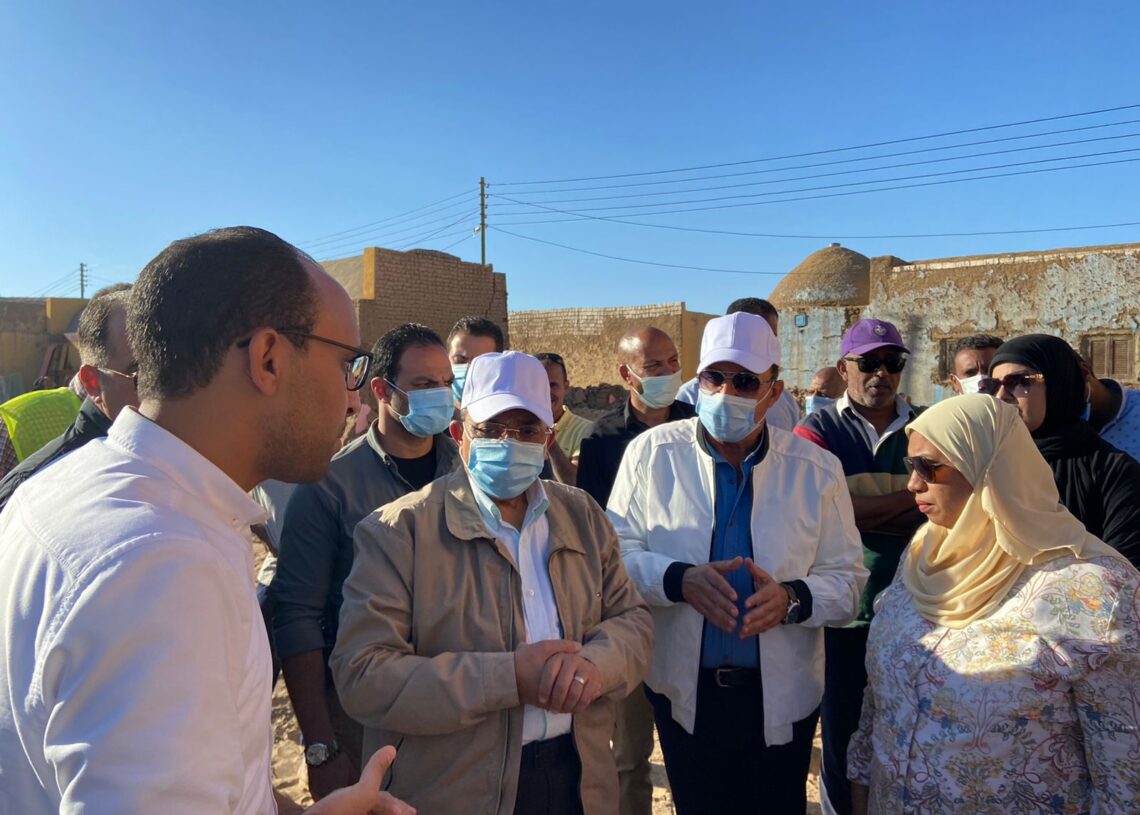 للمرة الثانية خلال اسبوع وزير التنمية المحلية يزور أسوان لمتابعة تداعيات أزمة السيول 19 - جريدة المساء