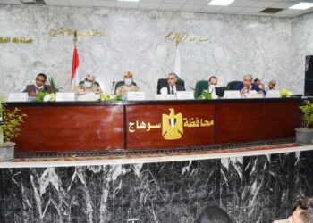 البدء فى توصيل الغاز الطبيعى لقرى "حياة كريمة" .. بسوهاج 20 - جريدة المساء