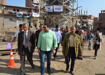 نائب محافظ بني سويف يتفقد الموقف التنفيذي لمشروعات "حياة كريمة" بقرى مركز ناصر 27 - جريدة المساء