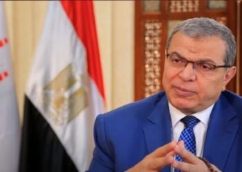 القوى العاملة: التفتيش على 124 ألفا و869 منشأة لمتابعة إجراءات "كورونا" الاحترازية 20 - جريدة المساء