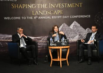 د.هالة السعيد أمام مؤتمر «يوم الاقتصاد المصري»: الحكومة استثمرت في البنية التحتية لتهيئة المناخ للقطاع الخاص 21 - جريدة المساء