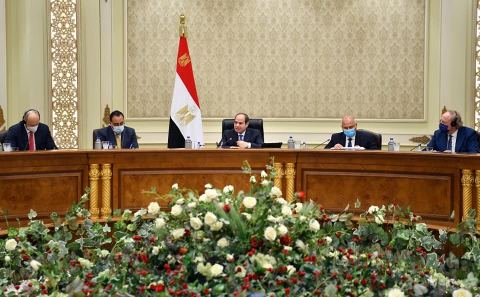 الرئيس يشارك في المائدة المستديرة لمؤتمر النقل الذكي 19 - جريدة المساء