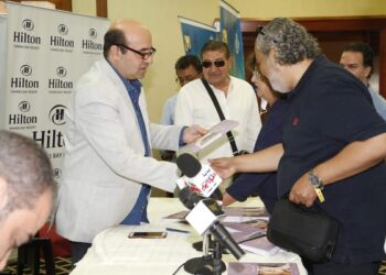 الكاتب إبراهيم الحسينى :تأثرت بسعد الله ونوس ودياب ومهران 29 - جريدة المساء