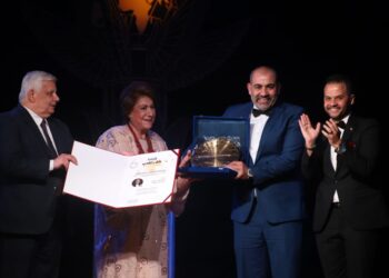 تكريم محسن منصور وسامح بسيونى ومحمد عبد الرحمن في ختام شرم الشيخ الدولي للمسرح 14 - جريدة المساء