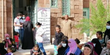 حماة الوطن ومصر بلا مرض ينظمان قافلة طبية لمتضررى سيول اسوان بالشلال 2 - جريدة المساء حماة الوطن ومصر بلا مرض ينظمان قافلة طبية لمتضررى سيول اسوان بالشلال 1 - جريدة المساء