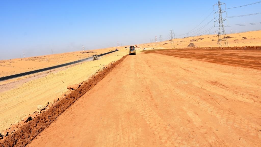 محافظ أسوان : الانتهاء من ازدواج طريق ابوسمبل في يوليو المقبل 16 - جريدة المساء