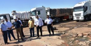 محافظ أسوان : الانتهاء من ازدواج طريق ابوسمبل في يوليو المقبل 26 - جريدة المساء