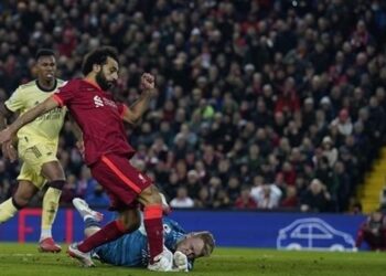 صلاح يعود ويسجل فى رباعية ليفربول لإسقاط الأرسنال 19 - جريدة المساء