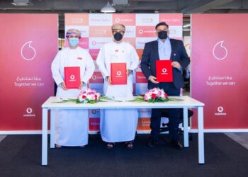 "فودافون" تصل سلطنة عمان 25 - جريدة المساء