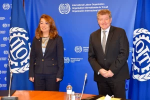 "والى" تبحث مكافحة الجريمة والمخدرات مع رؤساء المنظمات الدولية 19 - جريدة المساء