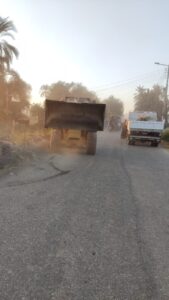 "السمان" يقود حملة مكبرة لإزالة مخلفات الرى بقرية البحرى قمولا بقنا .. صور 17 - جريدة المساء