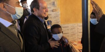 محافظ أسوان: يشيد بقرار رئيس الجمهورية بضم قرى مركز أسوان الي مبادرة " حياة كريمة " 1 - جريدة المساء