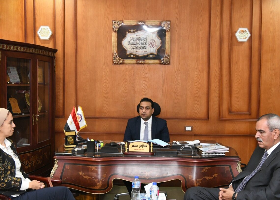 نائب محافظ قنا يلتقى مسئولى مؤسسة "أهل مصر للتنمية" لبحث التعاون فى خدمة القرى الأكثر احتياجًا 19 - جريدة المساء