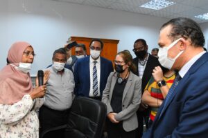 وفد البنك الدولى يتفقد المركز التكنولوجى بقفط 53 - جريدة المساء