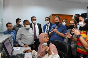 وفد البنك الدولى يتفقد المركز التكنولوجى بقفط 41 - جريدة المساء