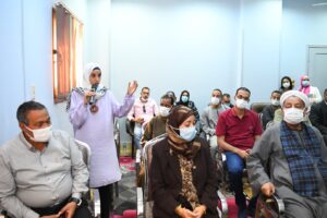 وفد البنك الدولى يتفقد المركز التكنولوجى بقفط 47 - جريدة المساء