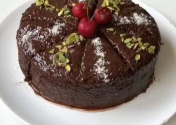 الشيف غزال يقدم طريقة عمل كيكة الشيكولاته 17 - جريدة المساء