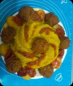 الشيف أشرف الإسكندراني يقدم طبق كورات اللحم مع أرز بالكارى 32 - جريدة المساء