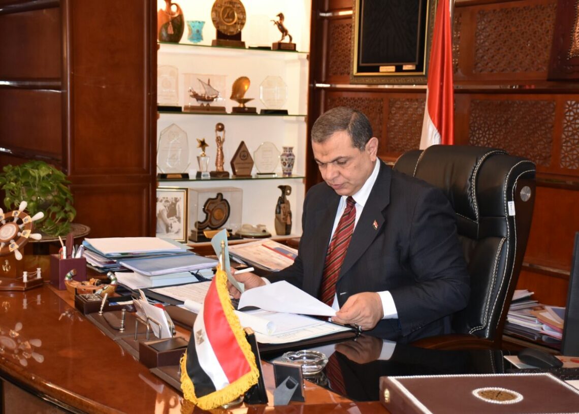 القوى العاملة: تحصيل 363 ألف جنيه مستحقات 5 مصريين بالرياض 19 - جريدة المساء