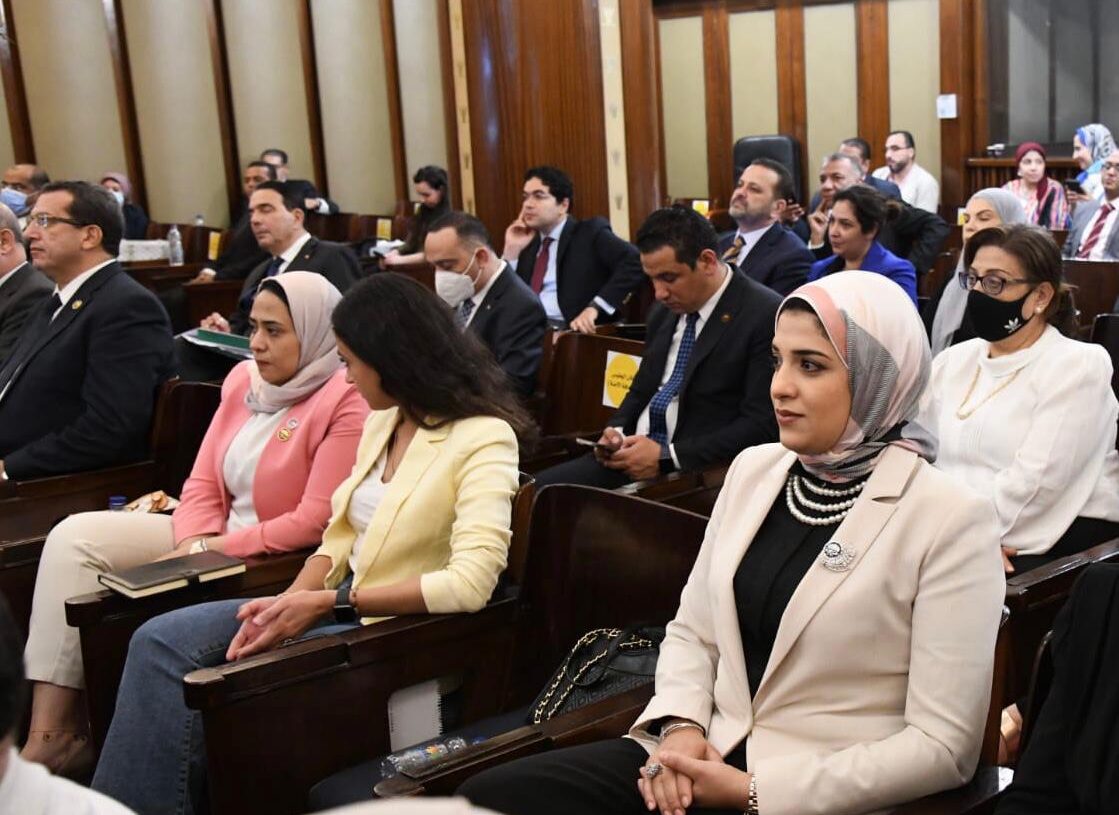 تدريب ١٢٠ ممرضة بالشرقية على التعامل مع مرضي الكلي 20 - جريدة المساء تدريب ١٢٠ ممرضة بالشرقية على التعامل مع مرضي الكلي 19 - جريدة المساء