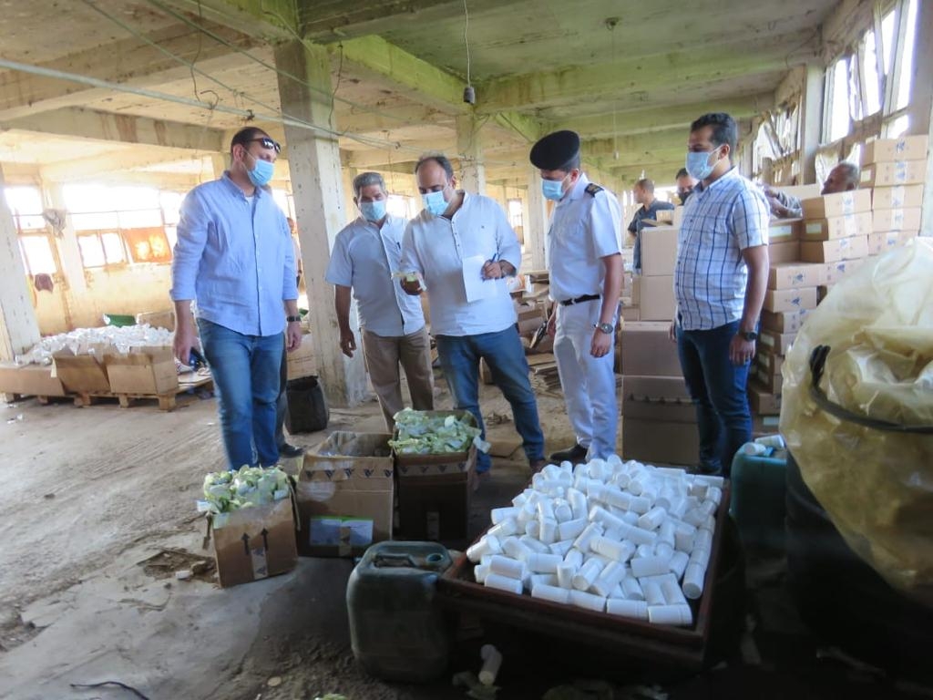 ضبط 200 ألف عبوة مبيدات وأدوية بيطرية منتهية الصلاحية.. بالقليوبية 18 - جريدة المساء