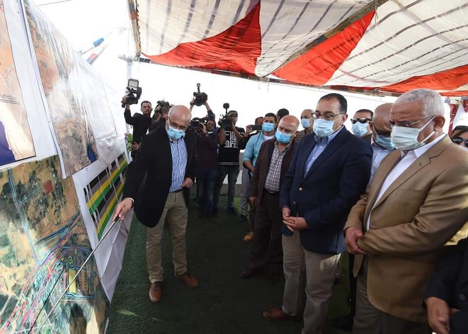 رئيس الوزراء تابع أعمال تنفيذ مشروع تطوير طريق السويس - الإسماعيلية 20 - جريدة المساء رئيس الوزراء تابع أعمال تنفيذ مشروع تطوير طريق السويس - الإسماعيلية 19 - جريدة المساء