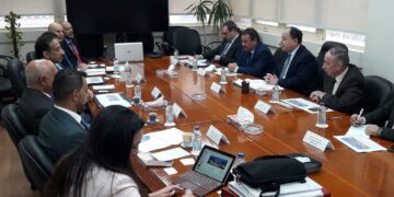 وزير المالية يعلن إنهاء النزاع الضريبي مع «بتروجاز عمان» 2 - جريدة المساء وزير المالية يعلن إنهاء النزاع الضريبي مع «بتروجاز عمان» 1 - جريدة المساء