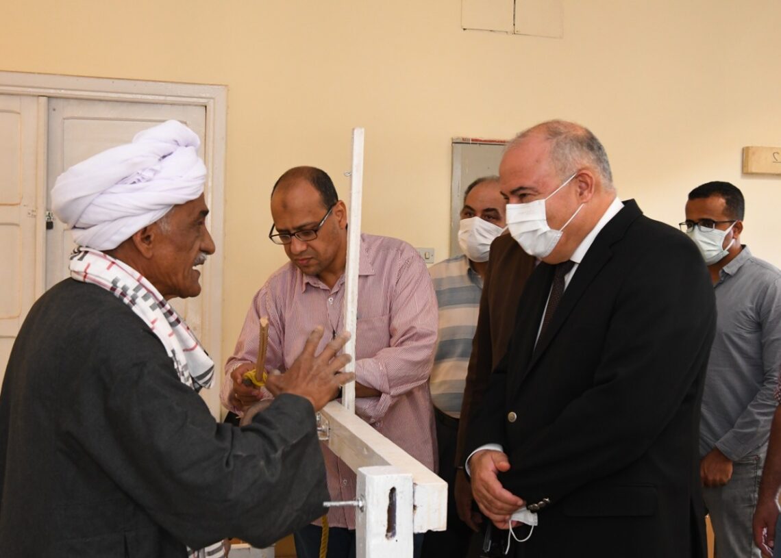 محافظ قنا يتفقد المشروعات الخدمية بمدينة قفط 20 - جريدة المساء محافظ قنا يتفقد المشروعات الخدمية بمدينة قفط 19 - جريدة المساء